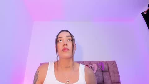 Snapshot of nora_dasilva chatting on 05-22-26, 02:51 Nora Da Silva online show from 05-22-26, 02:51