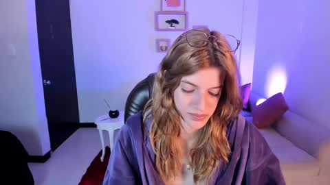 Snapshot of nora_vennucci chatting on 02-12-25, 12:16 Nora online show from 02-12-25, 12:16