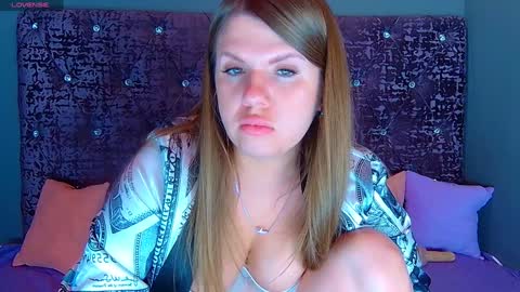 Snapshot of norabigas chatting on 01-27-25, 05:03 Nora online show from 01-27-25, 05:03