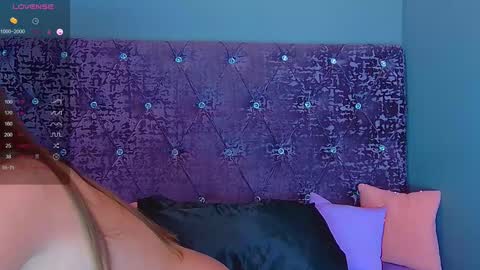 Snapshot of norabigas chatting on 03-06-25, 05:24 Nora online show from 03-06-25, 05:24