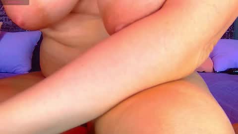 Snapshot of norabigas chatting on 09-09-25, 01:49 Nora online show from 09-09-25, 01:49