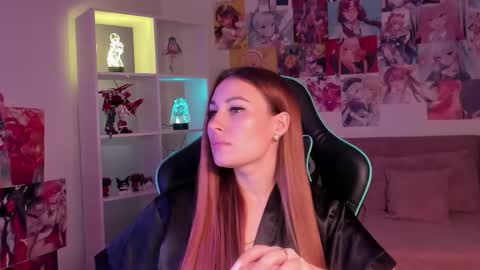 NoraFoxes online show from 11-27-25, 05:37