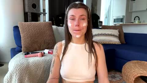 Nordic Belle online show from 04-16-26, 01:45