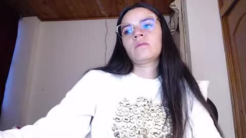 Snapshot of noreen_ chatting on 07-27-26, 11:23 noreen_ online show from 07-27-26, 11:23