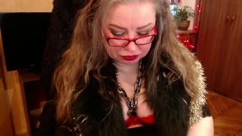 miss Tress online show from 01-01-25, 05:33