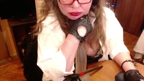 miss Tress online show from 02-13-25, 05:48