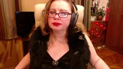 miss Tress online show from 02-25-26, 09:57