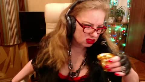 Snapshot of norma_gin chatting on 05-03-26, 08:59 miss Tress online show from 05-03-26, 08:59