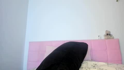 Emily snow online show from 03-04-26, 12:27