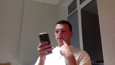 Justin online show from 04-11-26, 10:36