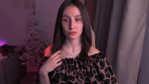 Snapshot of north_valkyrie chatting on 01-07-25, 01:06 Hazel online show from 01-07-25, 01:06