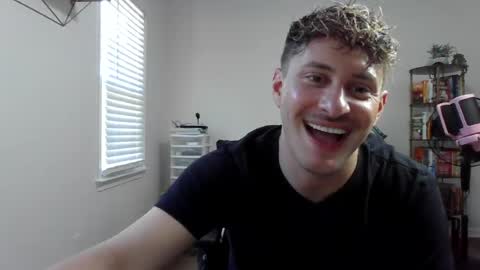 Snapshot of northofsouth_xxx chatting on 06-24-26, 12:26 northofsouth_xxx online show from 06-24-26, 12:26