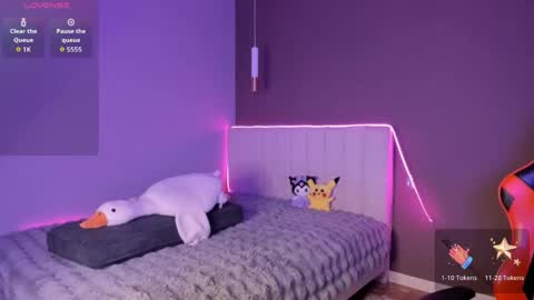 Jennie online show from 04-19-26, 06:10