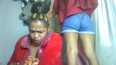 nosminah01 online show from 09-14-25, 08:02