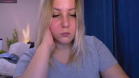 hi glad to chat online show from 11-28-25, 03:58