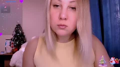 Snapshot of not_nakedcat chatting on 01-11-26, 06:07 hi glad to chat online show from 01-11-26, 06:07