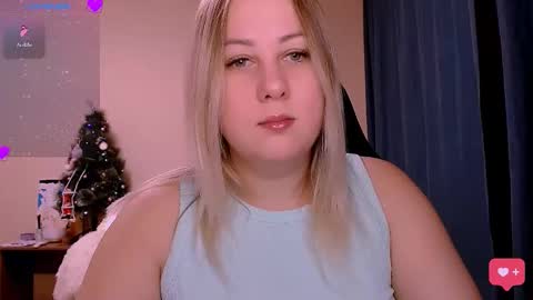 Snapshot of not_nakedcat chatting on 01-15-26, 10:20 hi glad to chat online show from 01-15-26, 10:20