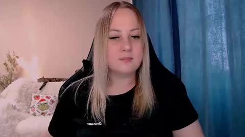 Snapshot of not_nakedcat chatting on 02-28-26, 07:53 hi glad to chat online show from 02-28-26, 07:53