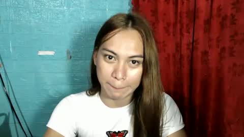 kiss me online show from 02-13-25, 06:59