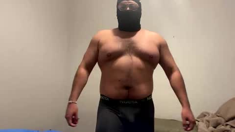 Snapshot of notacowboy04 chatting on 09-15-25, 05:07 notacowboy04 online show from 09-15-25, 05:07