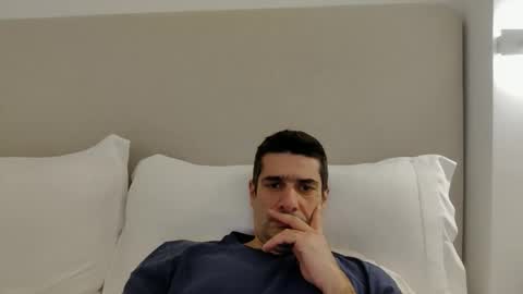 nothingnothing_01 online show from 12-18-25, 03:07