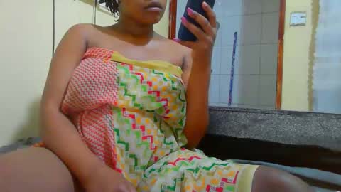 Snapshot of notoy1 chatting on 05-10-26, 04:12 notoy1 online show from 05-10-26, 04:12