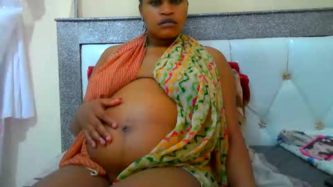 Snapshot of notoy1 chatting on 06-06-26, 10:58 notoy1 online show from 06-06-26, 10:58