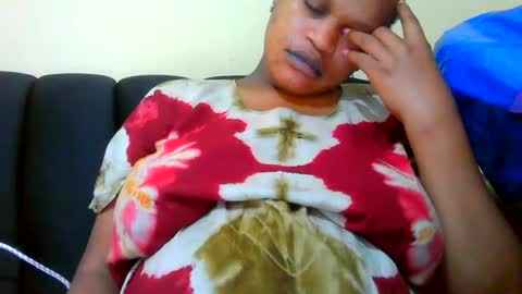 Snapshot of notoy1 chatting on 06-12-26, 07:18 notoy1 online show from 06-12-26, 07:18