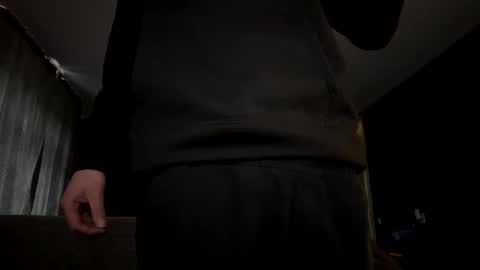 Snapshot of notsmallnotbigg chatting on 03-01-26, 04:31 notsmallnotbigg online show from 03-01-26, 04:31