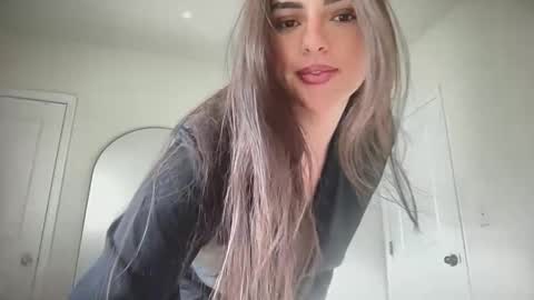 nellyxoxo online show from 01-13-26, 05:29