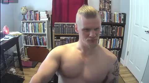 Snapshot of notsureaboutthislol chatting on 10-21-25, 05:35 Embarrassed Naked online show from 10-21-25, 05:35