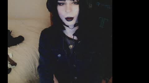 Lucy online show from 01-06-25, 08:24