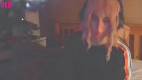 Lucy online show from 11-01-25, 04:14