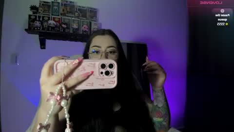 Snapshot of nova_gara chatting on 06-12-26, 01:26 s online show from 06-12-26, 01:26