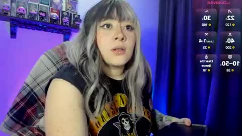 Snapshot of nova_gara chatting on 07-04-26, 01:56 s online show from 07-04-26, 01:56