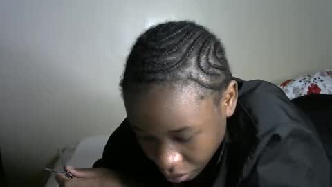 novaah online show from 11-28-25, 02:14