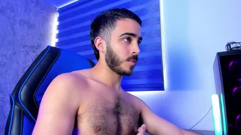 Snapshot of novacry chatting on 10-23-25, 12:04 Nova online show from 10-23-25, 12:04