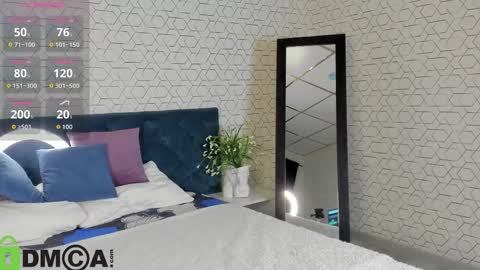 Sonya online show from 11-24-25, 01:16