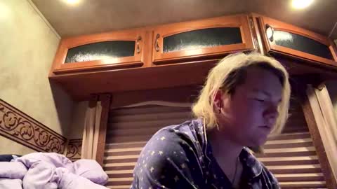 Snapshot of novamay96 chatting on 10-28-25, 03:10 novamay96 online show from 10-28-25, 03:10