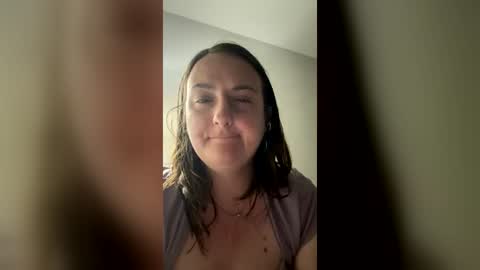 Snapshot of novarose233609 chatting on 06-22-26, 07:05 novarose233609 online show from 06-22-26, 07:05