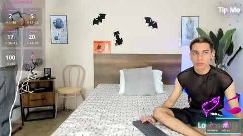 NovayBrian online show from 10-24-25, 04:42