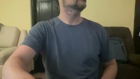 Snapshot of novio_muyalto chatting on 06-08-26, 06:08 novio_muyalto online show from 06-08-26, 06:08