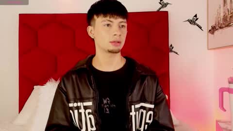 Snapshot of novoa_prime chatting on 02-12-26, 04:51 Stev online show from 02-12-26, 04:51