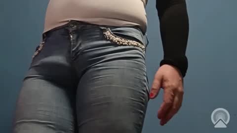 Snapshot of nowandimmediately chatting on 11-14-25, 09:13 nowandimmediately online show from 11-14-25, 09:13