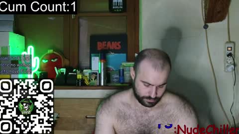 Snapshot of nudechiller chatting on 12-21-24, 09:55 Vinz... online show from 12-21-24, 09:55