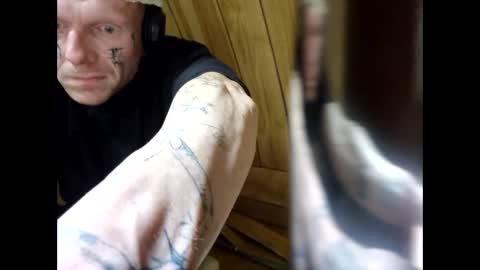 Snapshot of nudemox chatting on 10-19-25, 09:21 nudemox online show from 10-19-25, 09:21