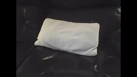 Snapshot of nudestud887 chatting on 02-10-25, 05:36 nudestud887 online show from 02-10-25, 05:36