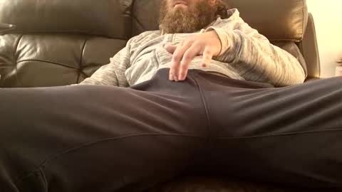 Snapshot of nudestud887 chatting on 10-16-25, 04:35 nudestud887 online show from 10-16-25, 04:35