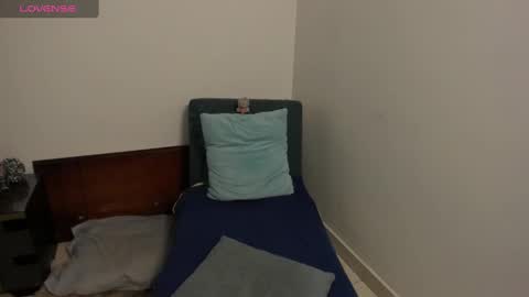 nuit_rose online show from 02-07-25, 12:42