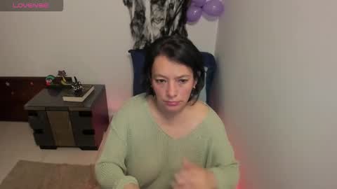 nuit_rose online show from 11-04-25, 02:10